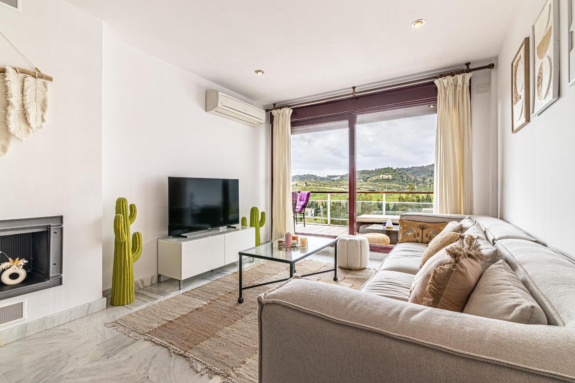 Rentitspain Charming Apartment: Parque Botanico Resort & Country Club Estepona Exterior photo