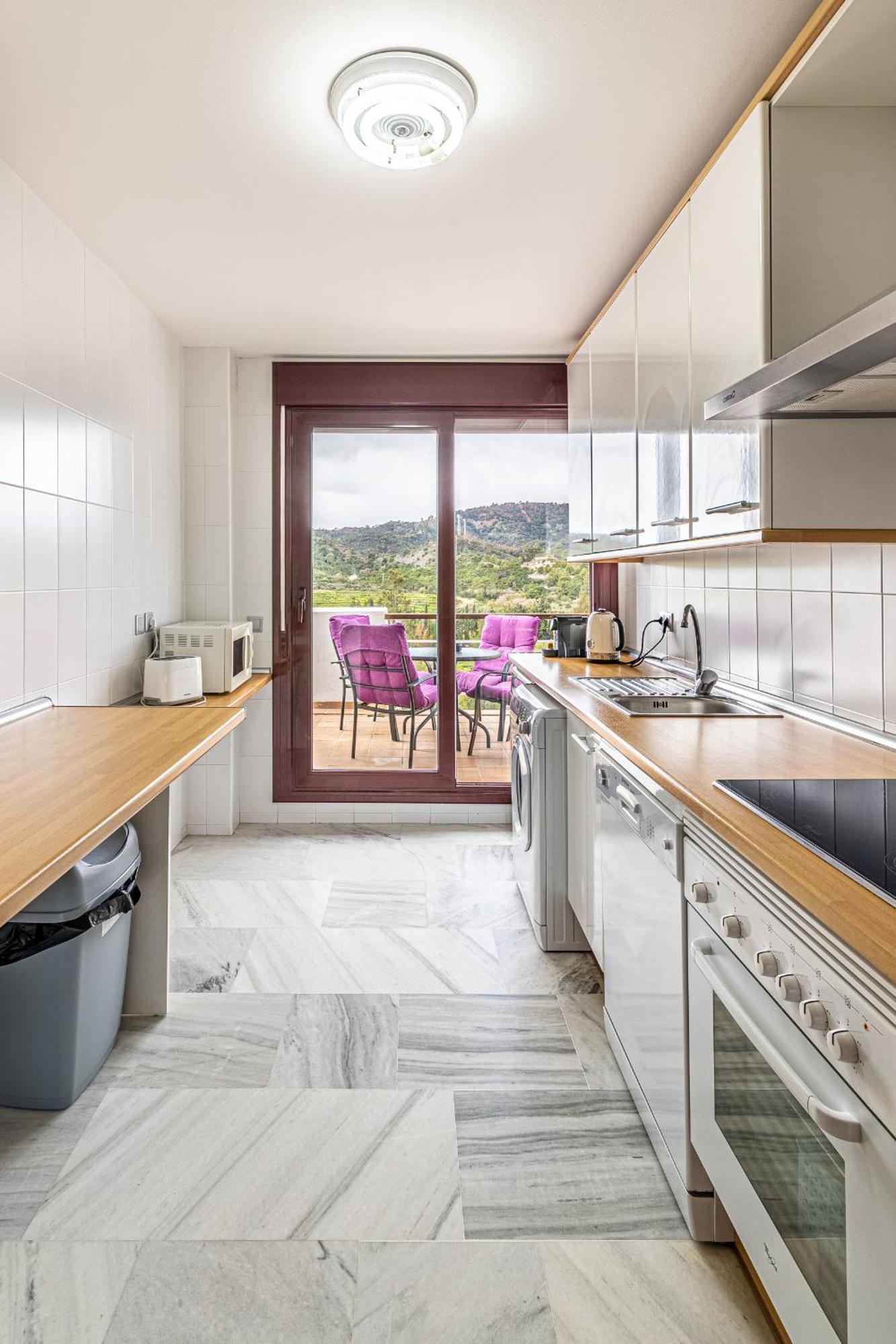 Rentitspain Charming Apartment: Parque Botanico Resort & Country Club Estepona Exterior photo