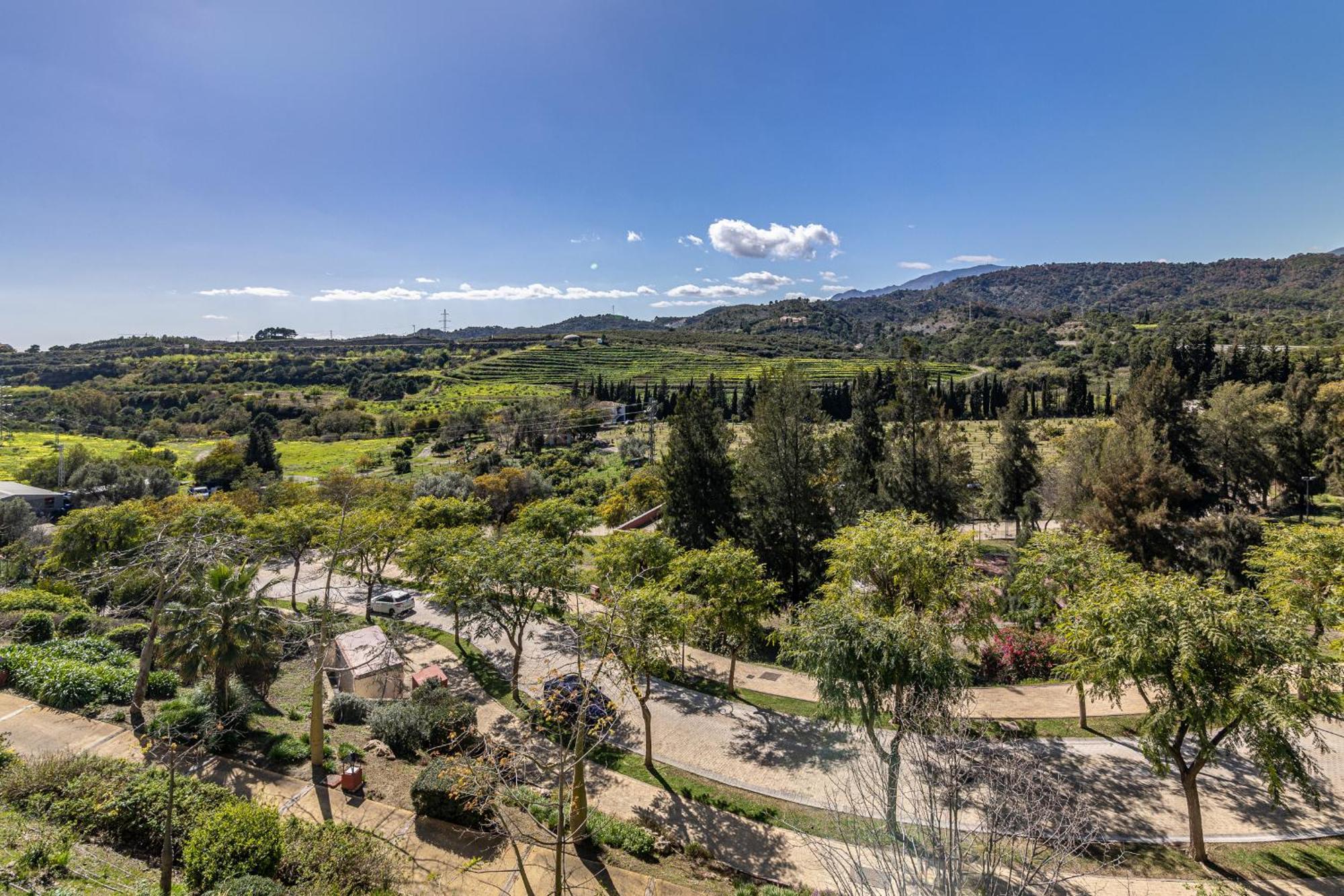 Rentitspain Charming Apartment: Parque Botanico Resort & Country Club Estepona Exterior photo
