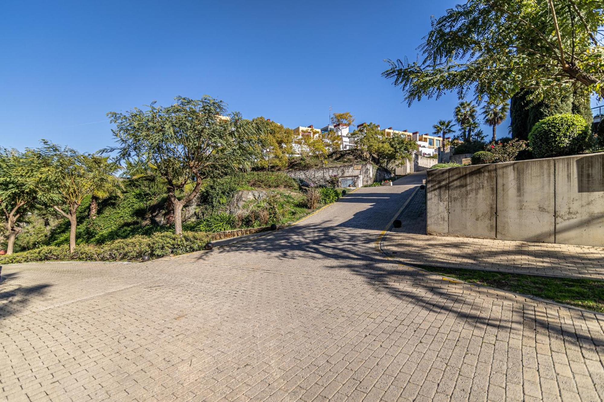 Rentitspain Charming Apartment: Parque Botanico Resort & Country Club Estepona Exterior photo