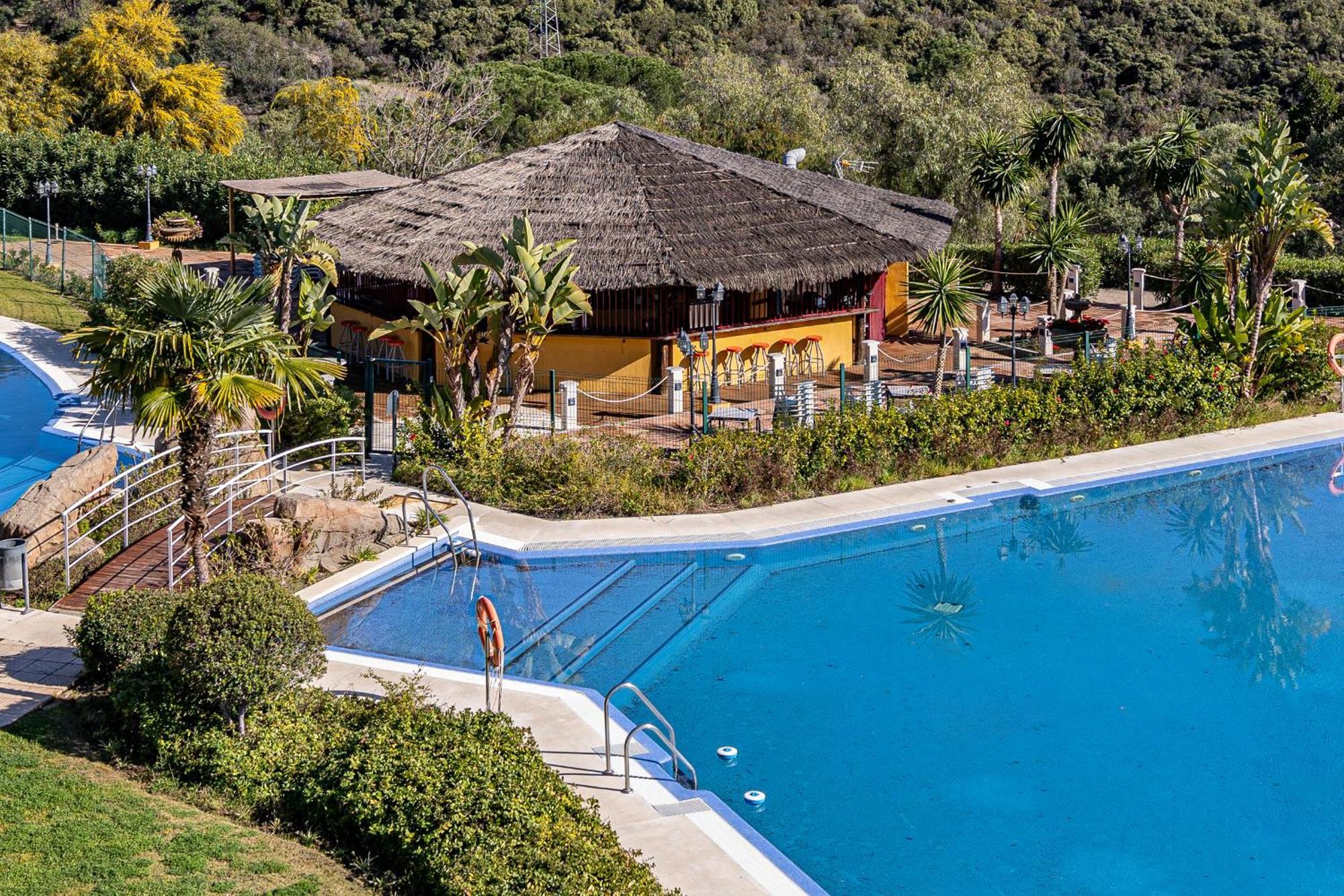Rentitspain Charming Apartment: Parque Botanico Resort & Country Club Estepona Exterior photo