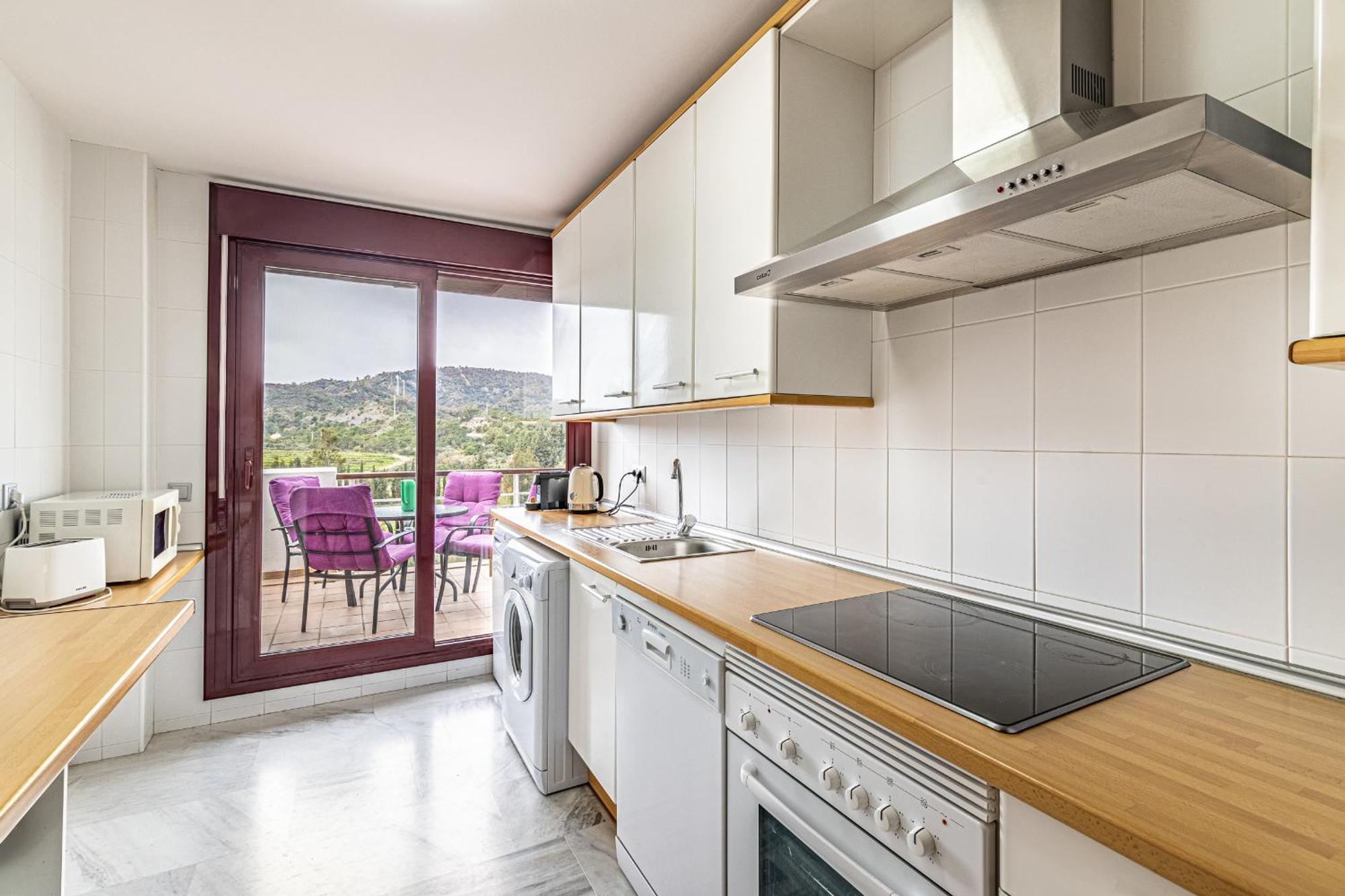 Rentitspain Charming Apartment: Parque Botanico Resort & Country Club Estepona Exterior photo