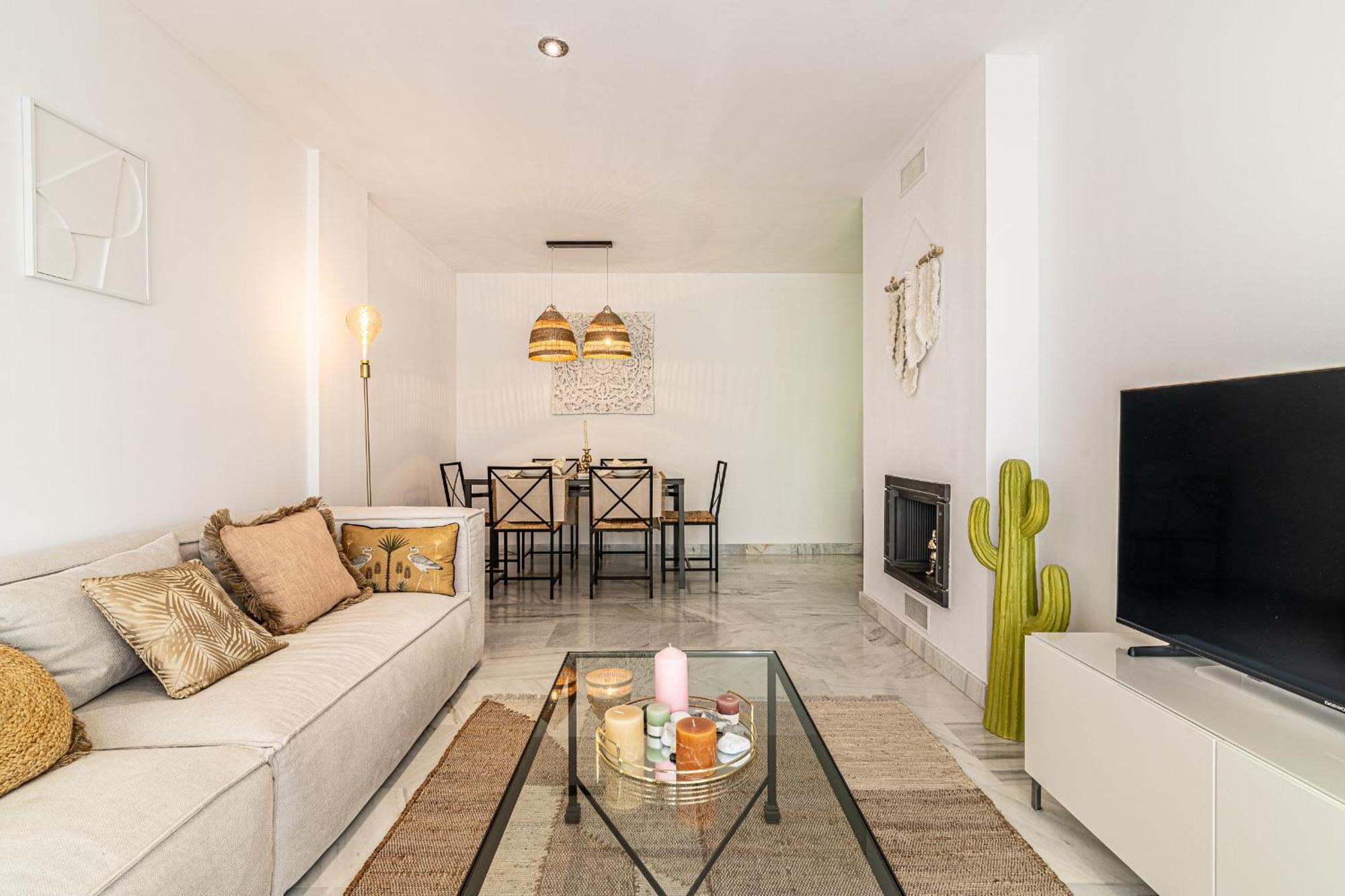 Rentitspain Charming Apartment: Parque Botanico Resort & Country Club Estepona Exterior photo